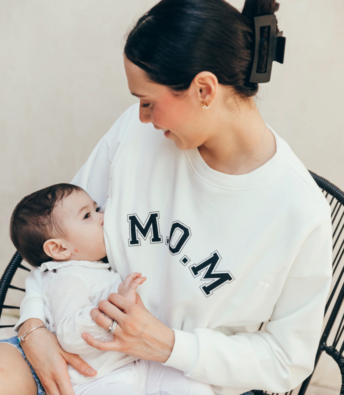 23 Mai Paris Nursing Sweatshirt