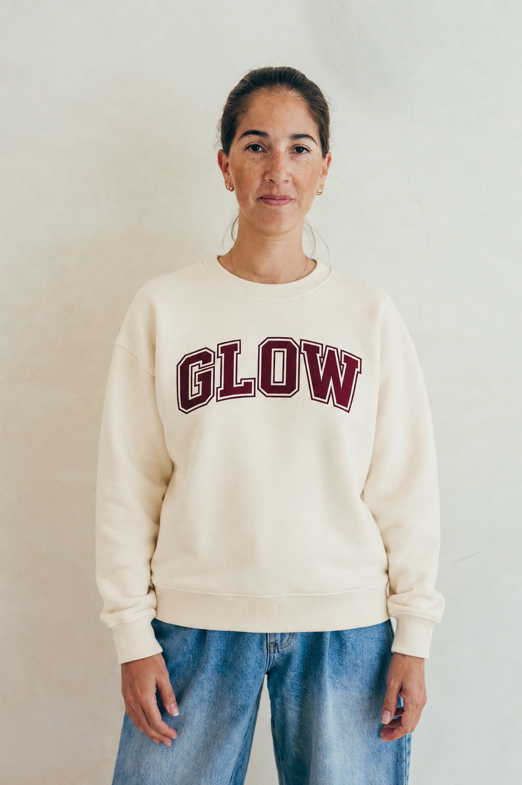 GLOW-Still-Sweatshirt