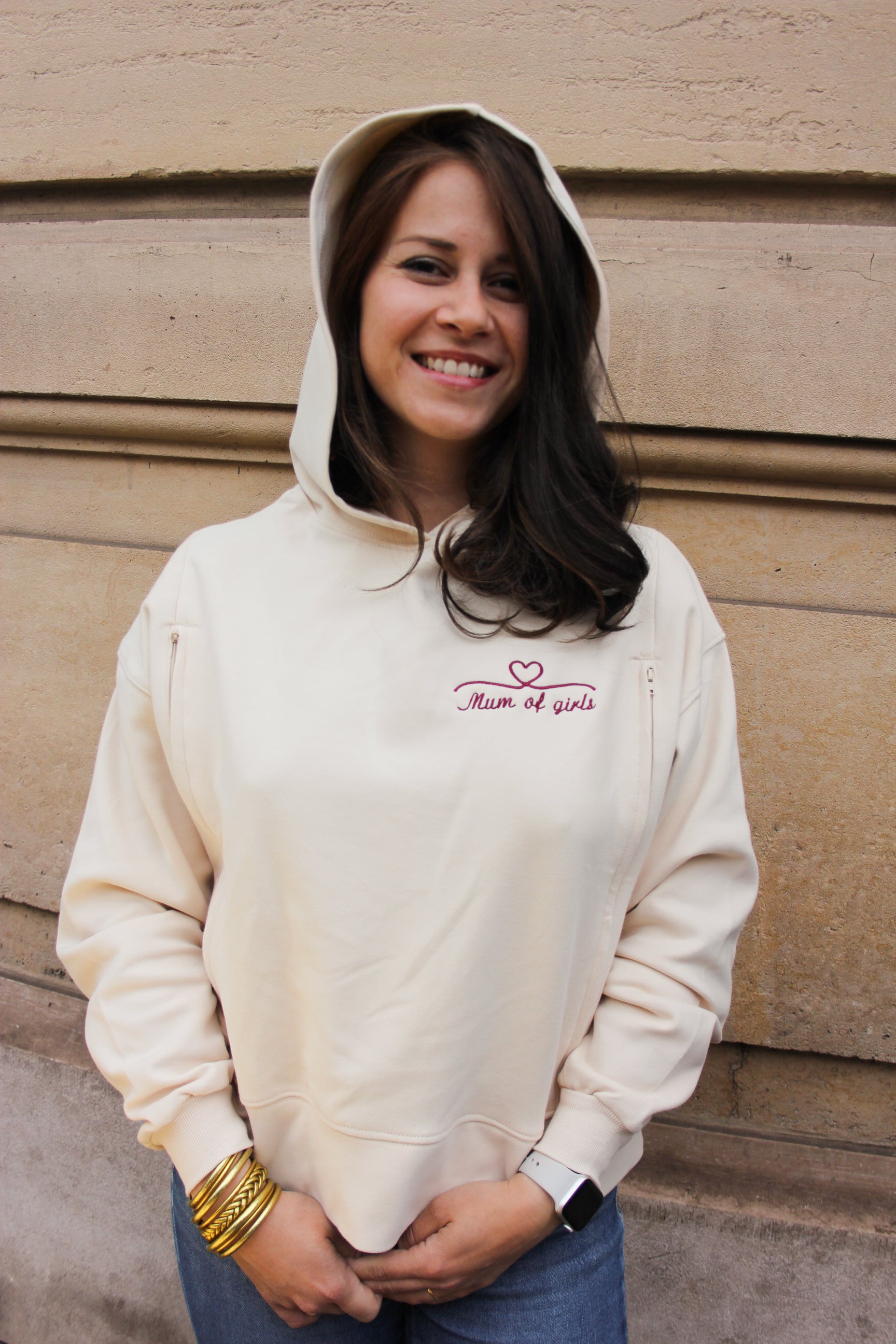 pull à capuche d'allaitement