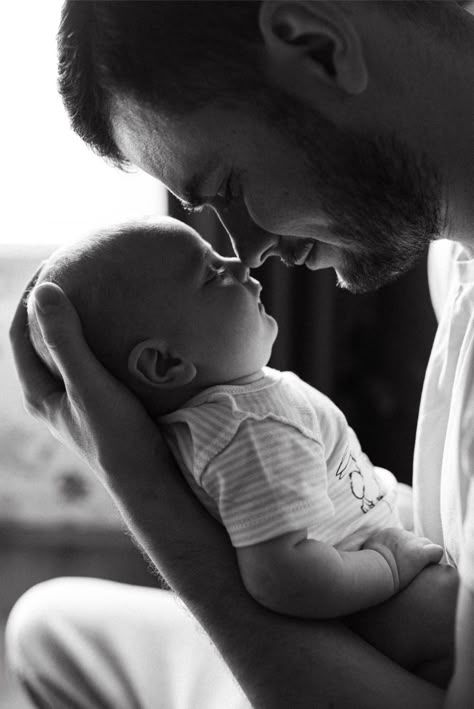 Paternity leave in 2025: what dads need to know
