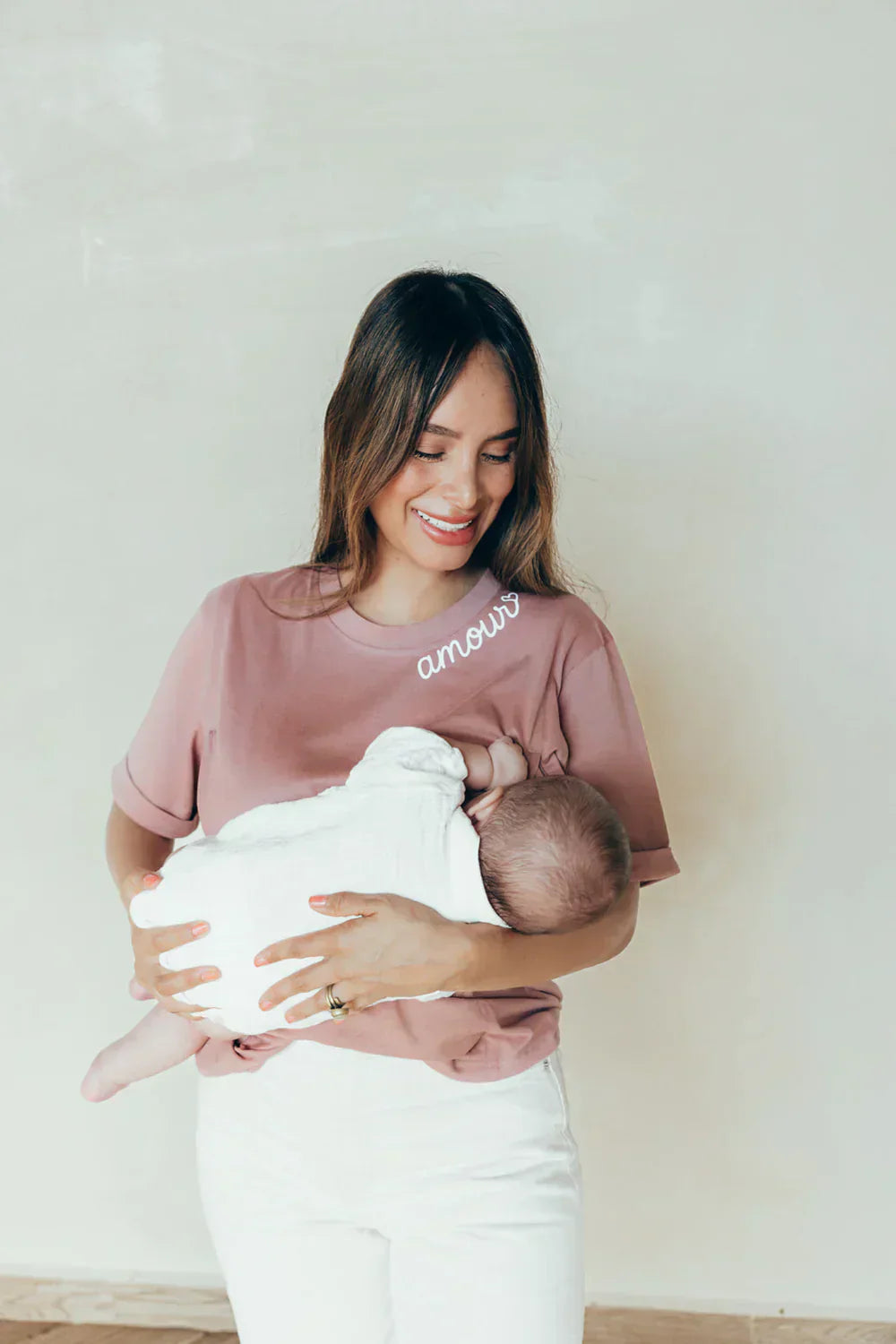 Guide : choisir ses tops d'allaitement fonctionnels et stylés