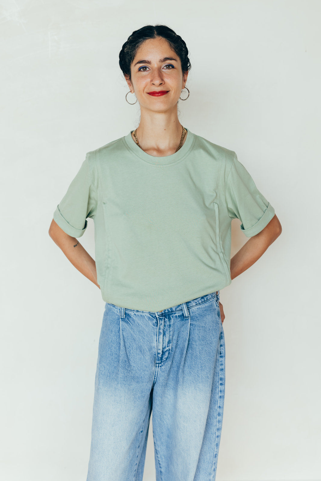 Breastfeeding t-shirt in SALVIA Breastfeeding t-shirt