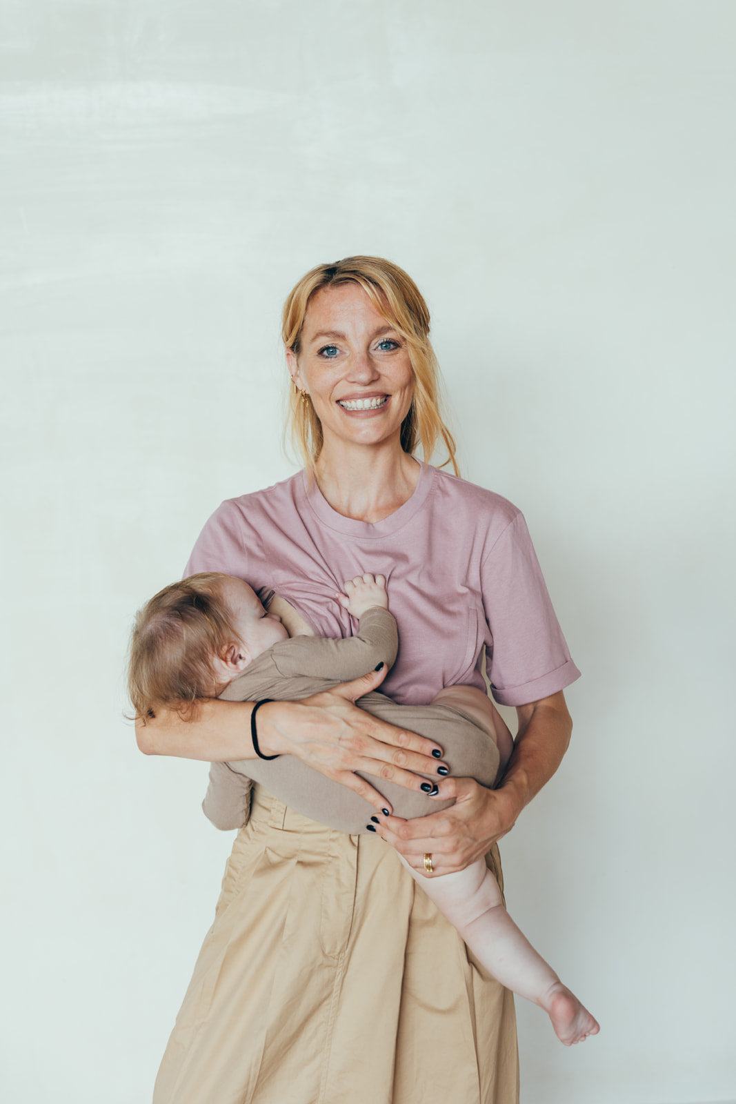 Breastfeeding t-shirt PINK