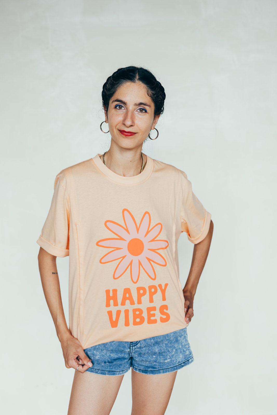Breastfeeding t-shirt HAPPY VIBES