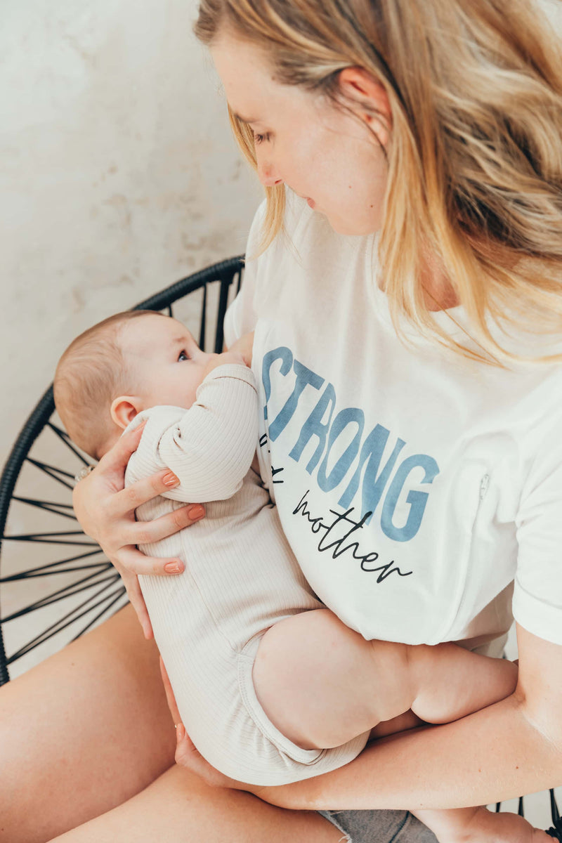 T-shirt d'allaitement STRONG AS A MOTHER
