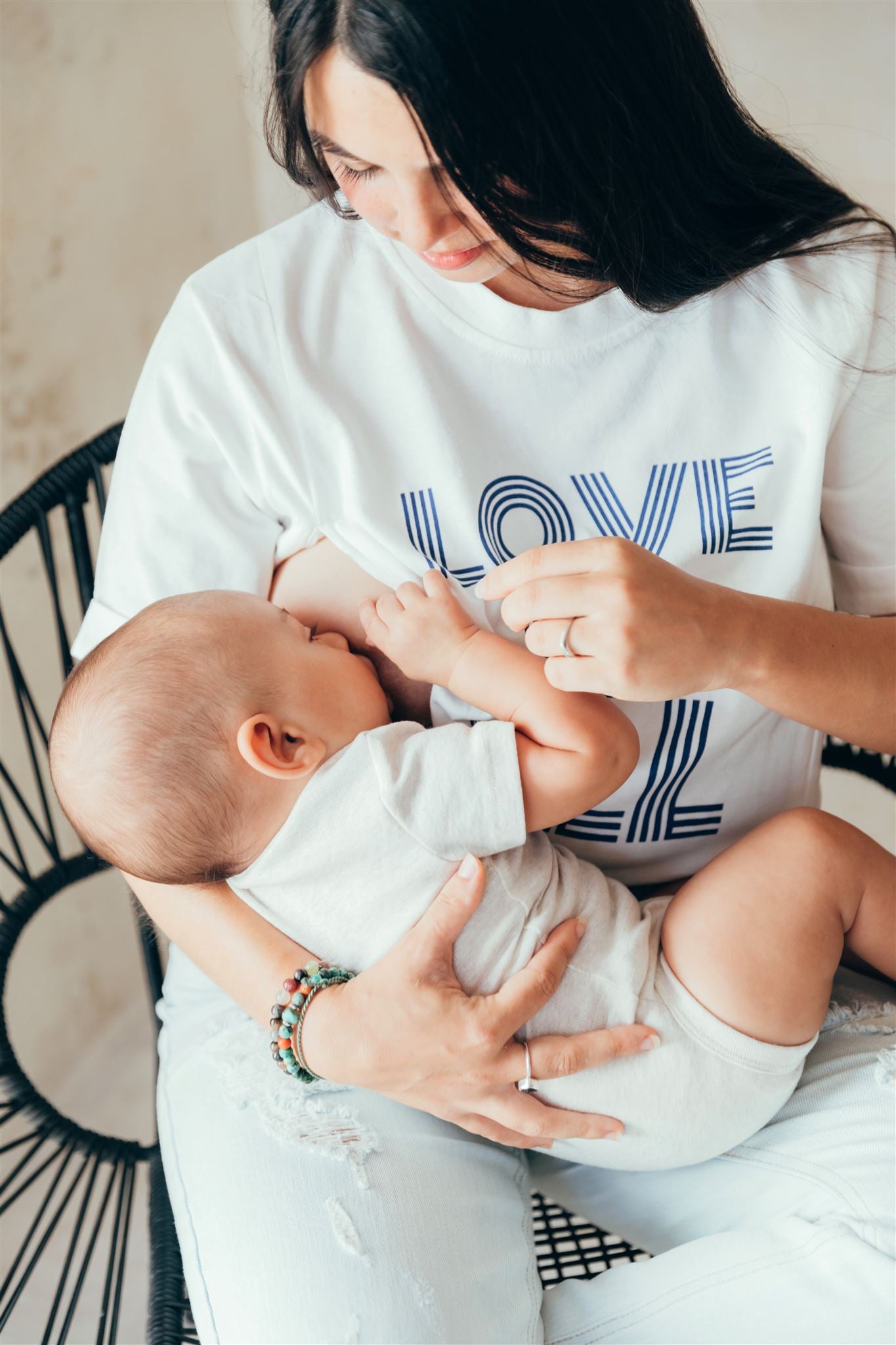 Breastfeeding t-shirt LOVE IS ALL 