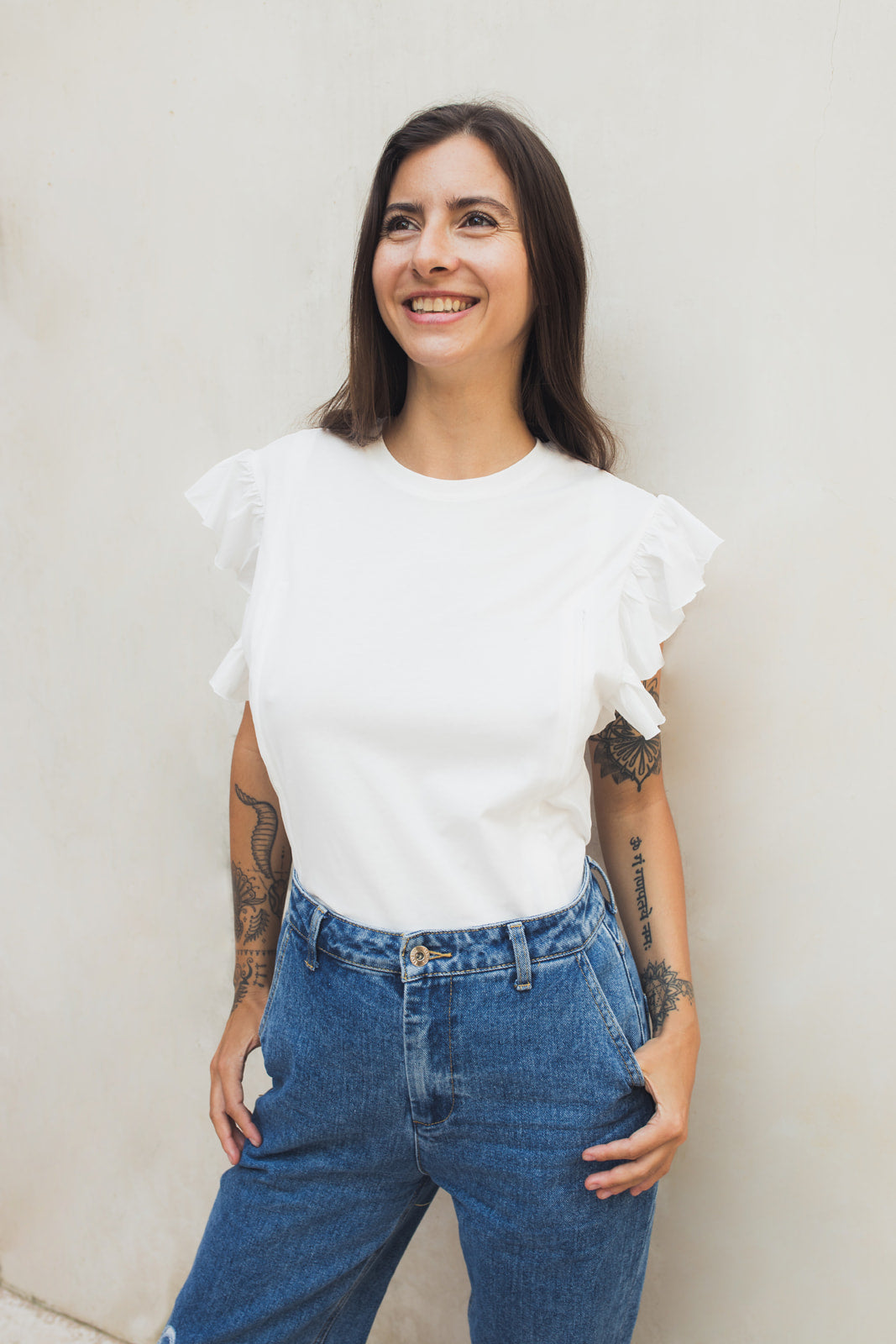 Breastfeeding t-shirt with ruffle