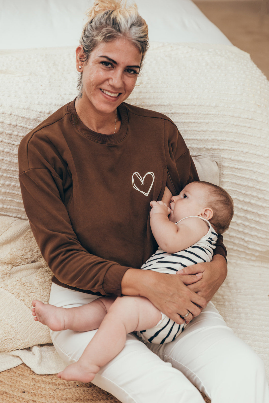 Sweat-shirt d'allaitement marron coeur