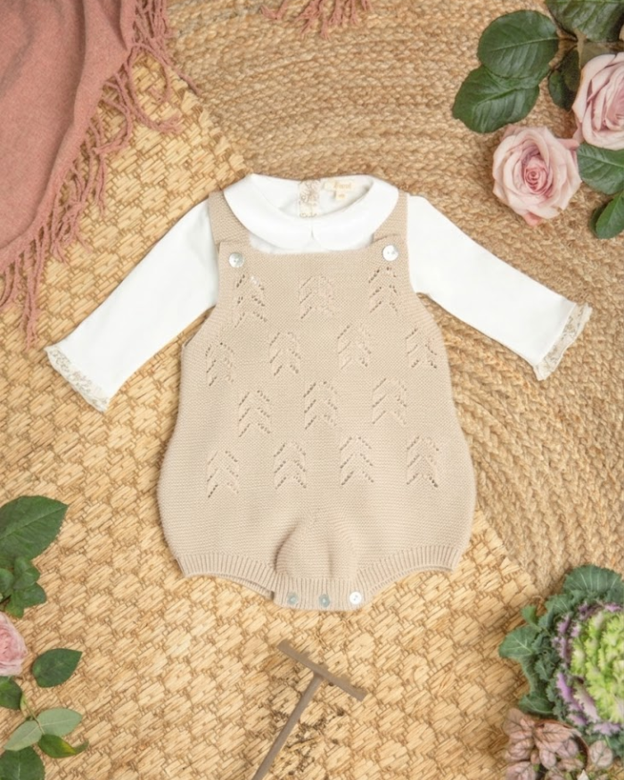 Unisex beige knit romper