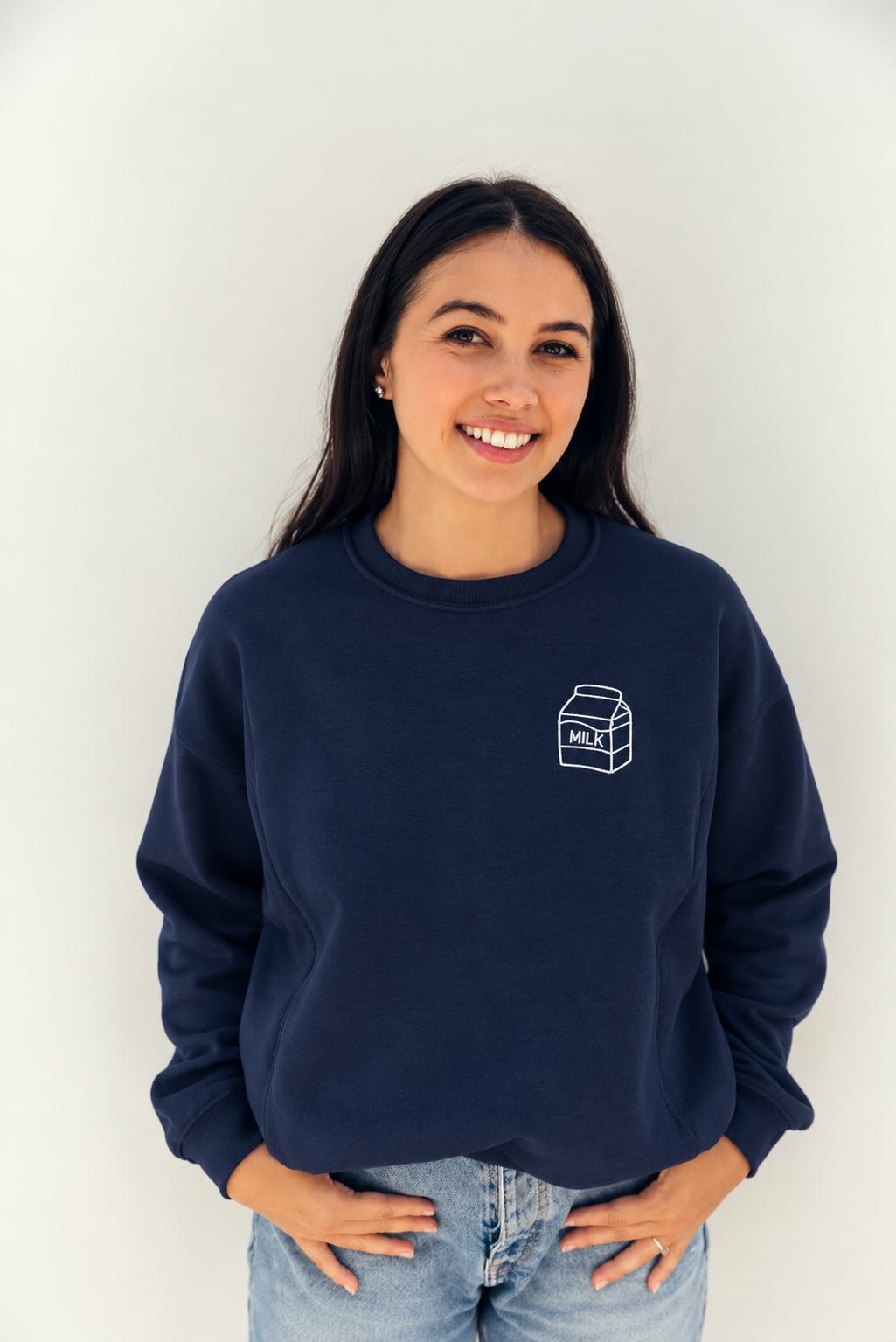 Still-Sweatshirt in Marineblau von MILK BOX