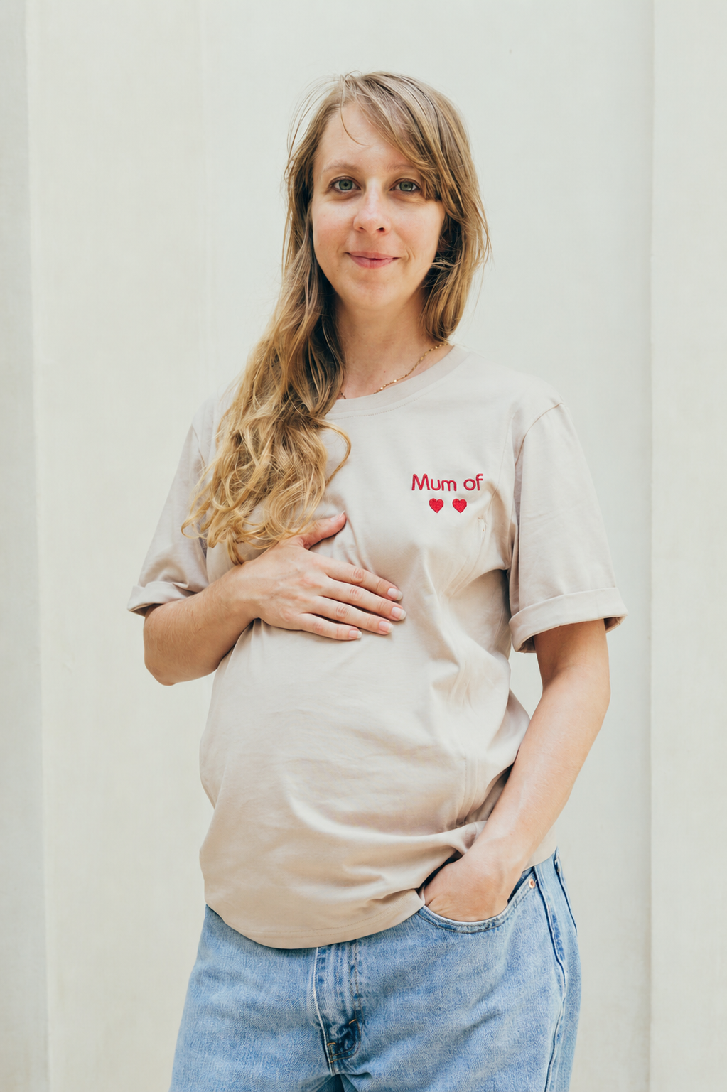 T-shirt d'allaitement beige #MOMMY